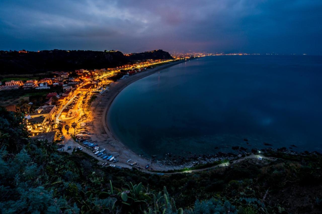 Home Square Milazzo Luaran gambar